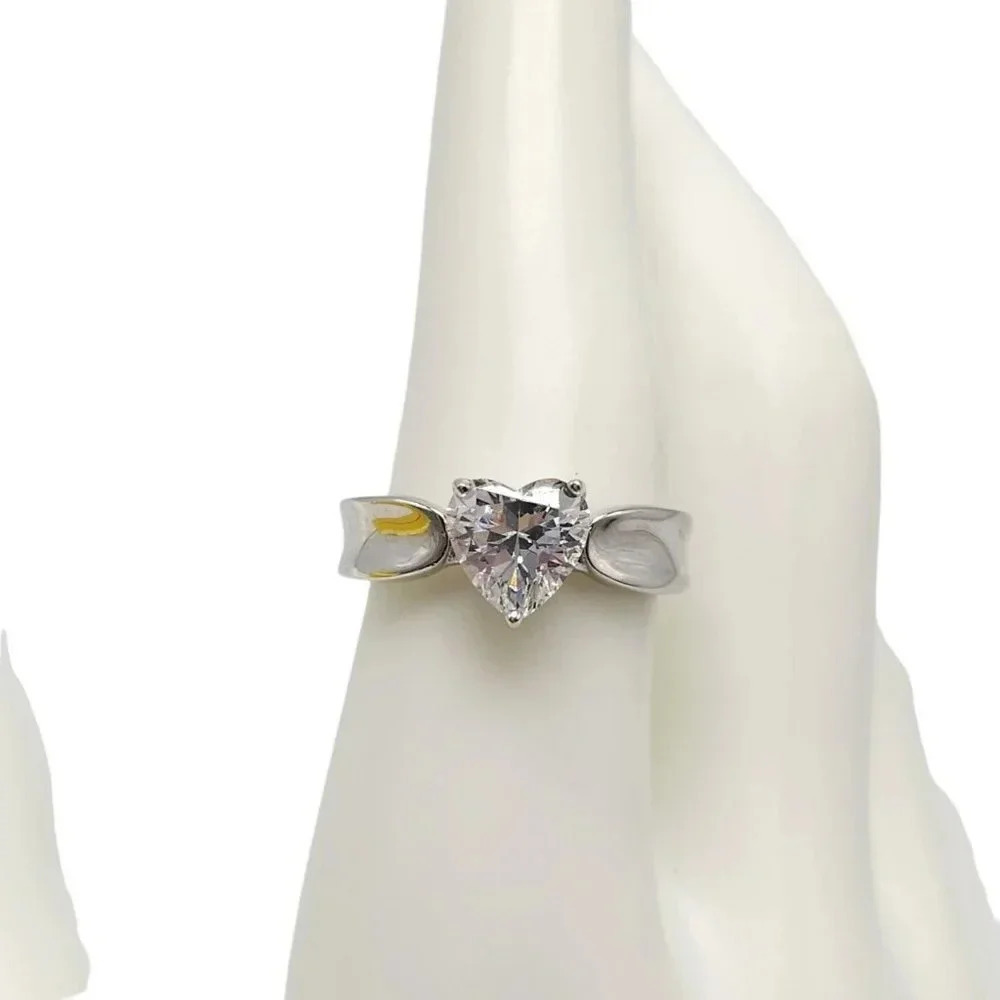 Clear Rhinestone Heart Shaped Sterling Silver .925 Ring Size 8